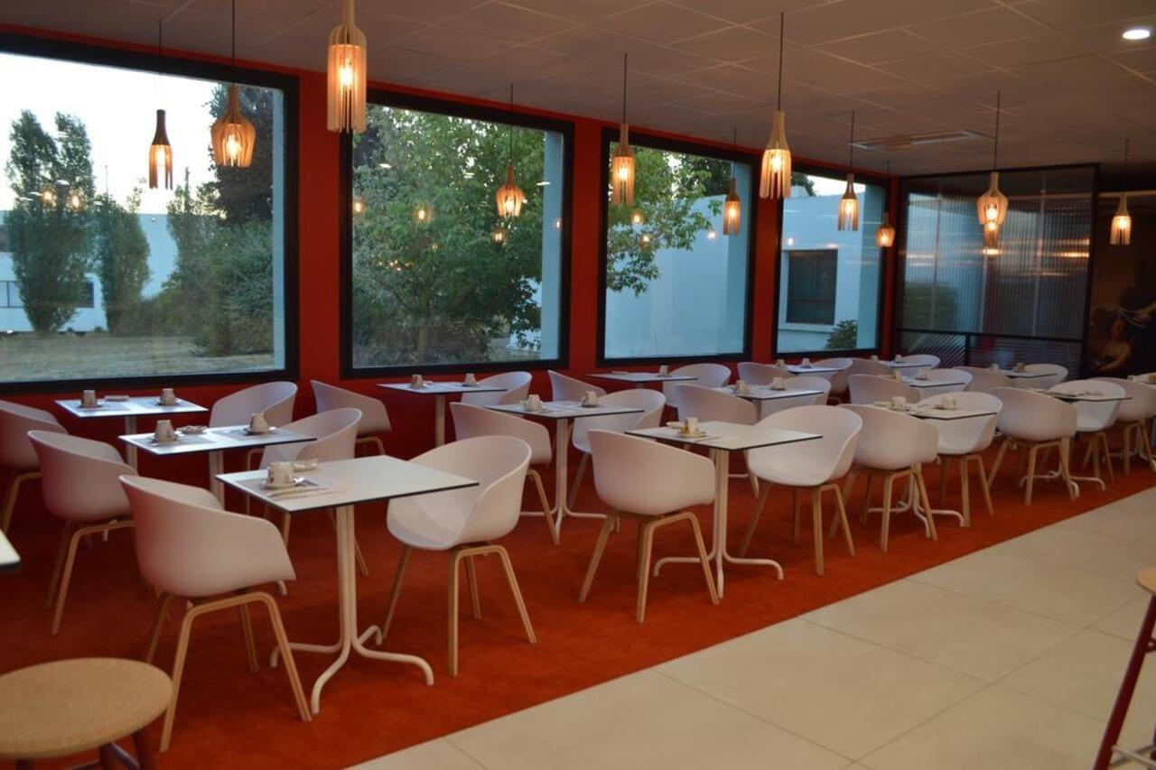 Hotel Ibis Styles Auxerre Nord Exteriör bild